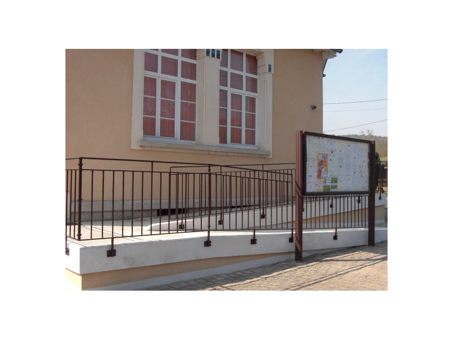 Accès Mairie pour P